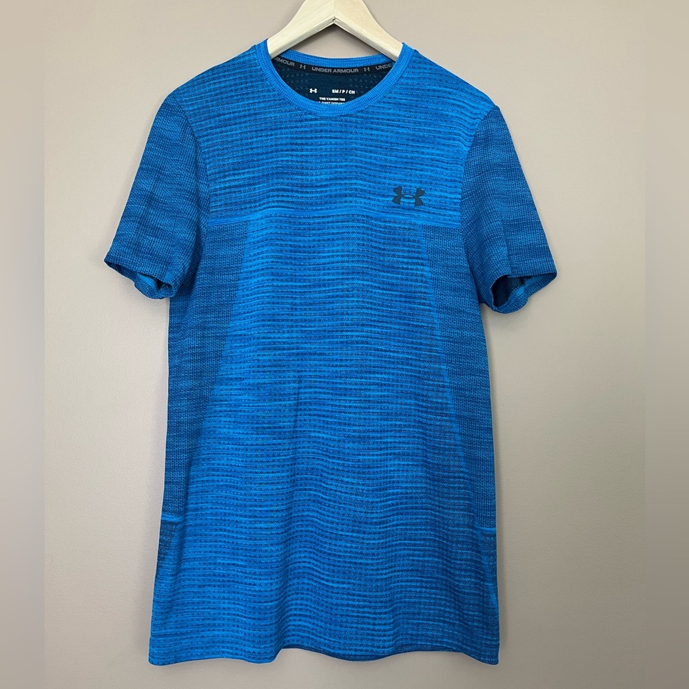 {Under Armour} The Vanish Tee Short Sleeve in Blue - Mens Small